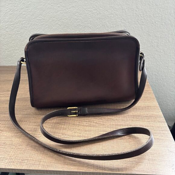 Vintage Coach Sutton Crossbody Bag 9814 - Picture 1 of 12